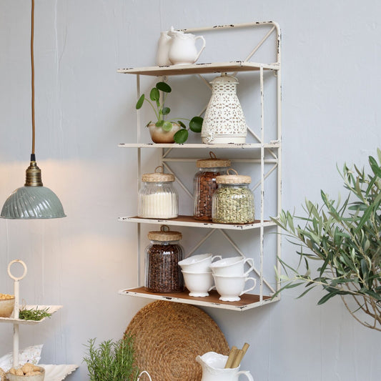 Seinähyllykkö, jossa 4 hyllyä Chic Antique antiikinkerma